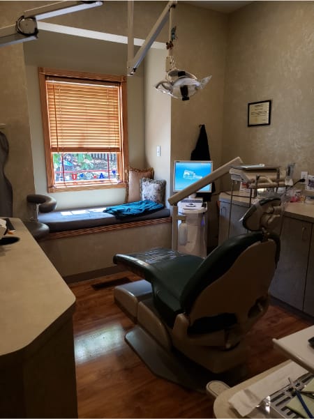 Keystone Dentistry sign in front of office